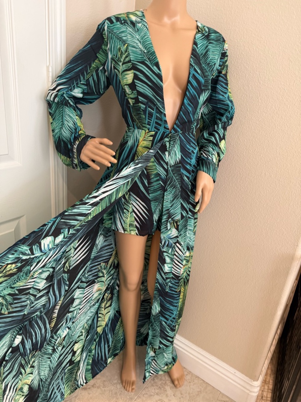 Tropical Leaf Print Long Sleeve Maxi Dress - Green